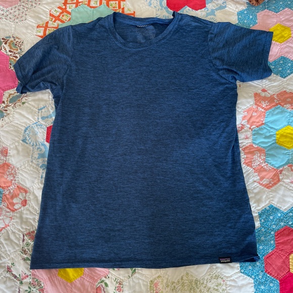 Patagonia dry fit tshirt - Picture 1 of 3